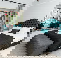 Clarinda Street Apartments by Kirsten Serviced Accommodation - Palm Beach Accommodation