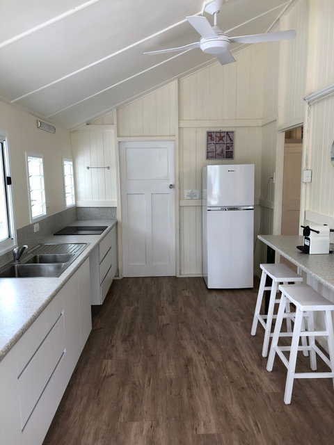 Daggoombah Holiday House - Palm Beach Accommodation 5
