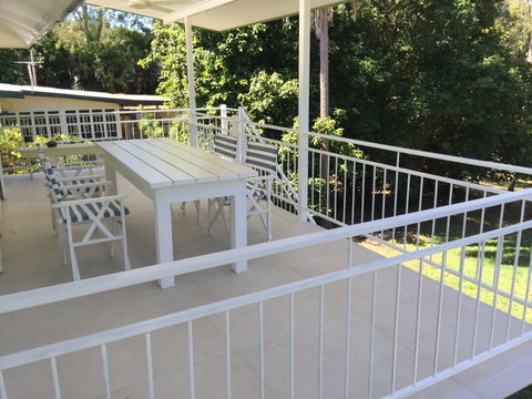Daggoombah Holiday House - Palm Beach Accommodation 7