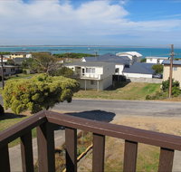 Foster Street Holiday Home - Palm Beach Accommodation