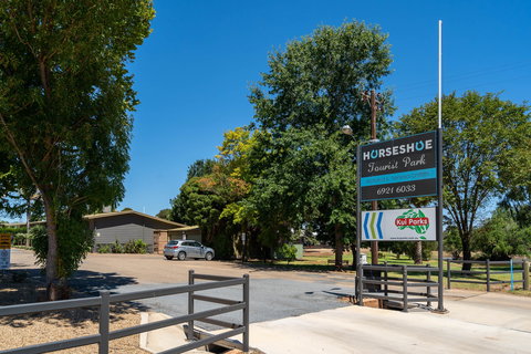 Horseshoe Tourist Park - Palm Beach Accommodation 1