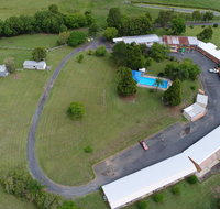 Jacaranda Motor Lodge and Moos Restaurant - Palm Beach Accommodation