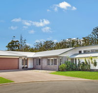 Lakeside Lodge Lake Cathie - Palm Beach Accommodation