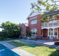 Randwick Manor - Palm Beach Accommodation