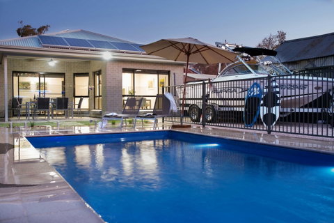 Renmark River Villas - Palm Beach Accommodation 1