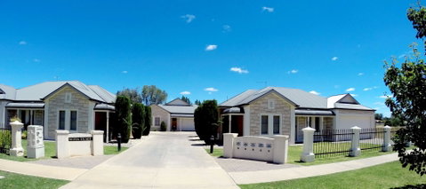 Shamore Apartments - Eleventh Street Mildura - Palm Beach Accommodation 0