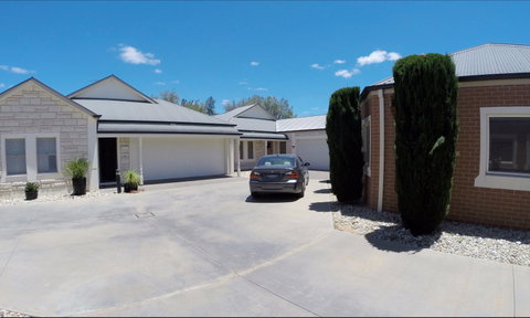 Shamore Apartments - Eleventh Street Mildura - Palm Beach Accommodation 6