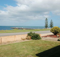 Jay Jay's Beach House - Palm Beach Accommodation