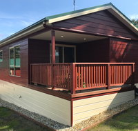 Loma Cottages - Palm Beach Accommodation