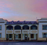 Meningie Hotel - Palm Beach Accommodation