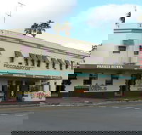 Parkes Hotel - Palm Beach Accommodation