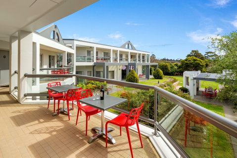 Quest Doncaster - Palm Beach Accommodation 1