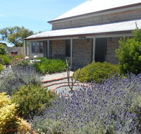 Ti Tree Cottage - Palm Beach Accommodation