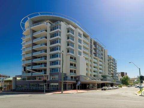 Adina Apartment Hotel Wollongong - Palm Beach Accommodation 0