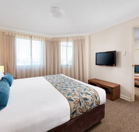 Broadwater Resort Como - Palm Beach Accommodation