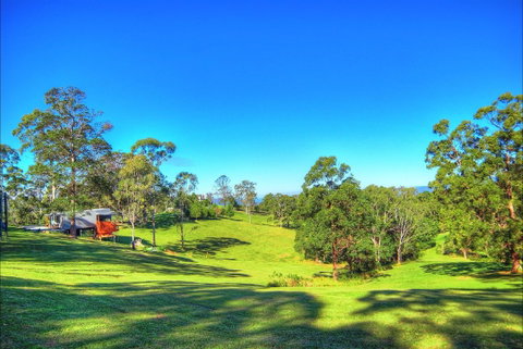 Cabins@theView - Palm Beach Accommodation 0