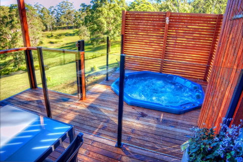 Cabins@theView - Palm Beach Accommodation 2