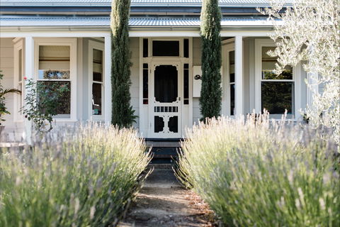 La Maison St Arnaud B&B - Palm Beach Accommodation 0