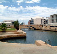 Crest Del Mar Apartments - Palm Beach Accommodation