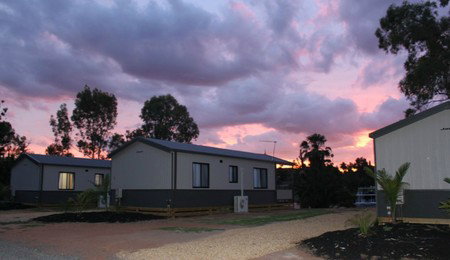 Buronga Riverside Tourist Park - Palm Beach Accommodation 2
