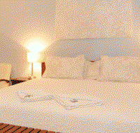 Cairnhill Homestead - Palm Beach Accommodation