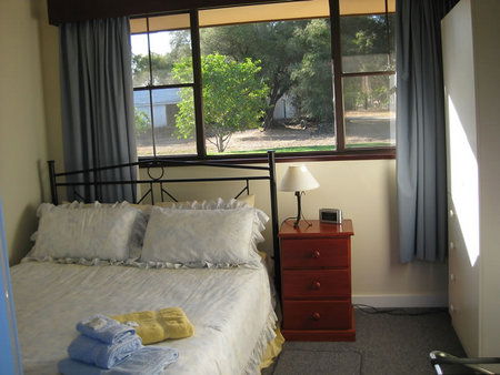 Mill House Cottage - Palm Beach Accommodation 5