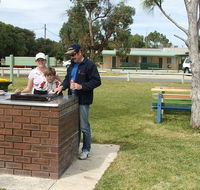 Jurien Beachfront Holiday Units - Palm Beach Accommodation