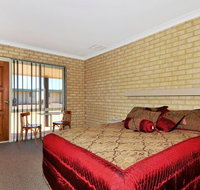 Drakesbrook Hotel Motel - Palm Beach Accommodation
