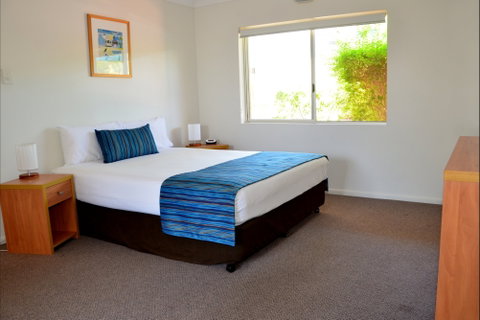 Arlia Sands Apartments - Palm Beach Accommodation 2