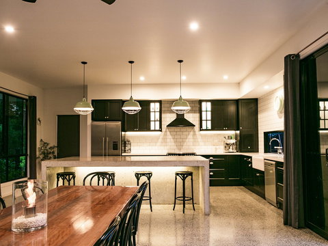 Friday Sabai - Palm Beach Accommodation 2