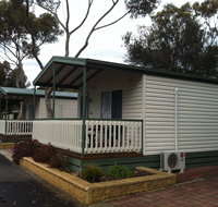 Lake Albert Caravan Park Meningie SA - Palm Beach Accommodation