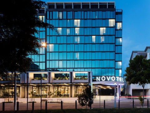 Novotel Brisbane South Bank - Palm Beach Accommodation 1