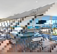 The Salty Dog Beachhouse - Palm Beach Accommodation