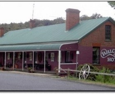 Walcha Road Hotel (Royal) - Palm Beach Accommodation 0