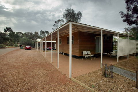 Ayers Rock Campground - Palm Beach Accommodation 1