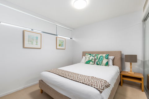Echelon Apartments Yeppoon - Palm Beach Accommodation 2