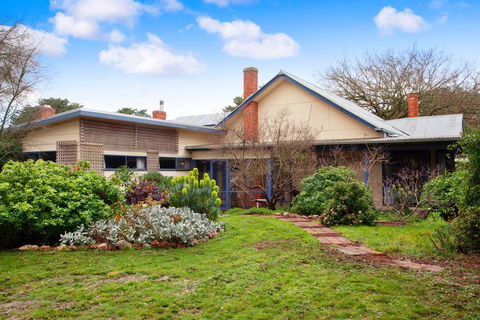 Galwiji Homestead - Palm Beach Accommodation 2