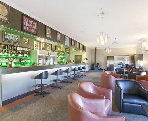 Quality Inn Parkes International - Palm Beach Accommodation 1