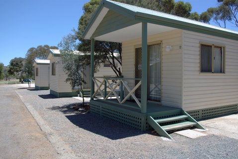 Acclaim Gateway Tourist Park - Palm Beach Accommodation 1