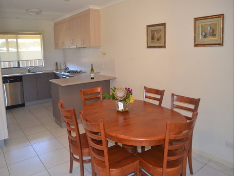 Amarco 4 - Palm Beach Accommodation 1