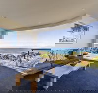 dlux  escape  83 Great Ocean Road Apartments Lorne - Palm Beach Accommodation