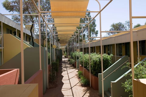 Emu Walk Apartments - Palm Beach Accommodation 2