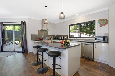 Luminosa - Palm Beach Accommodation 2