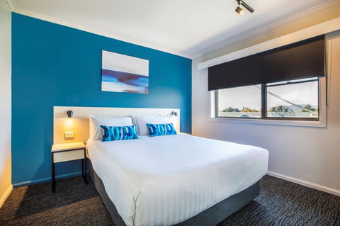 Nightcap At Riverside Hotel Motel - Palm Beach Accommodation 0
