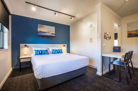 Nightcap At Riverside Hotel Motel - Palm Beach Accommodation 1