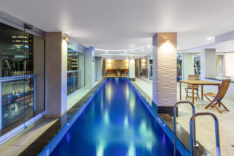 Oaks Adelaide Embassy Suites - Palm Beach Accommodation 1