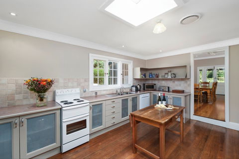 The Glen - Palm Beach Accommodation 2