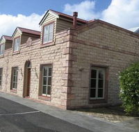 54 on Bank - Palm Beach Accommodation