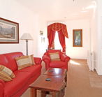 Crest Castle Bed and Breakfast - Palm Beach Accommodation