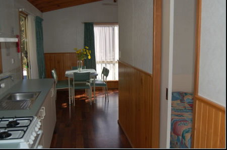 Apollo Gardens Caravan Park - Palm Beach Accommodation 2